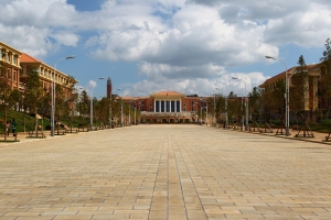 美麗云南大學